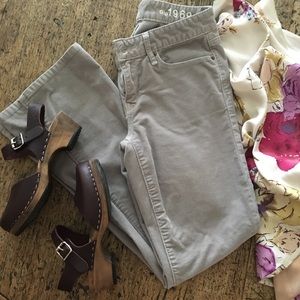 🍋3 for $20🍋— GAP Perfect Boot gray cords